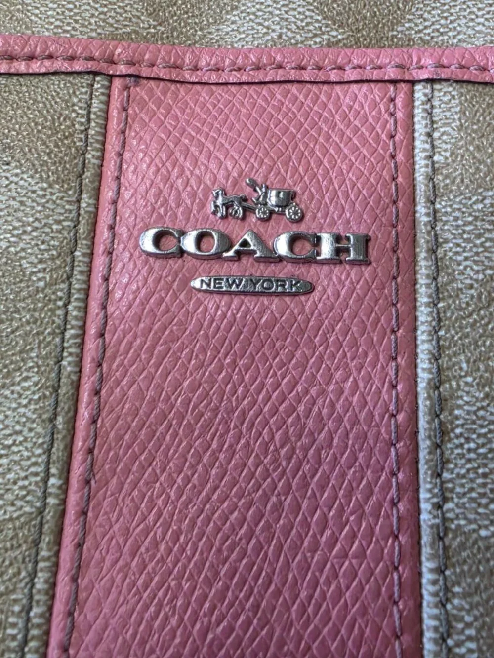 Coach f52856 pvc